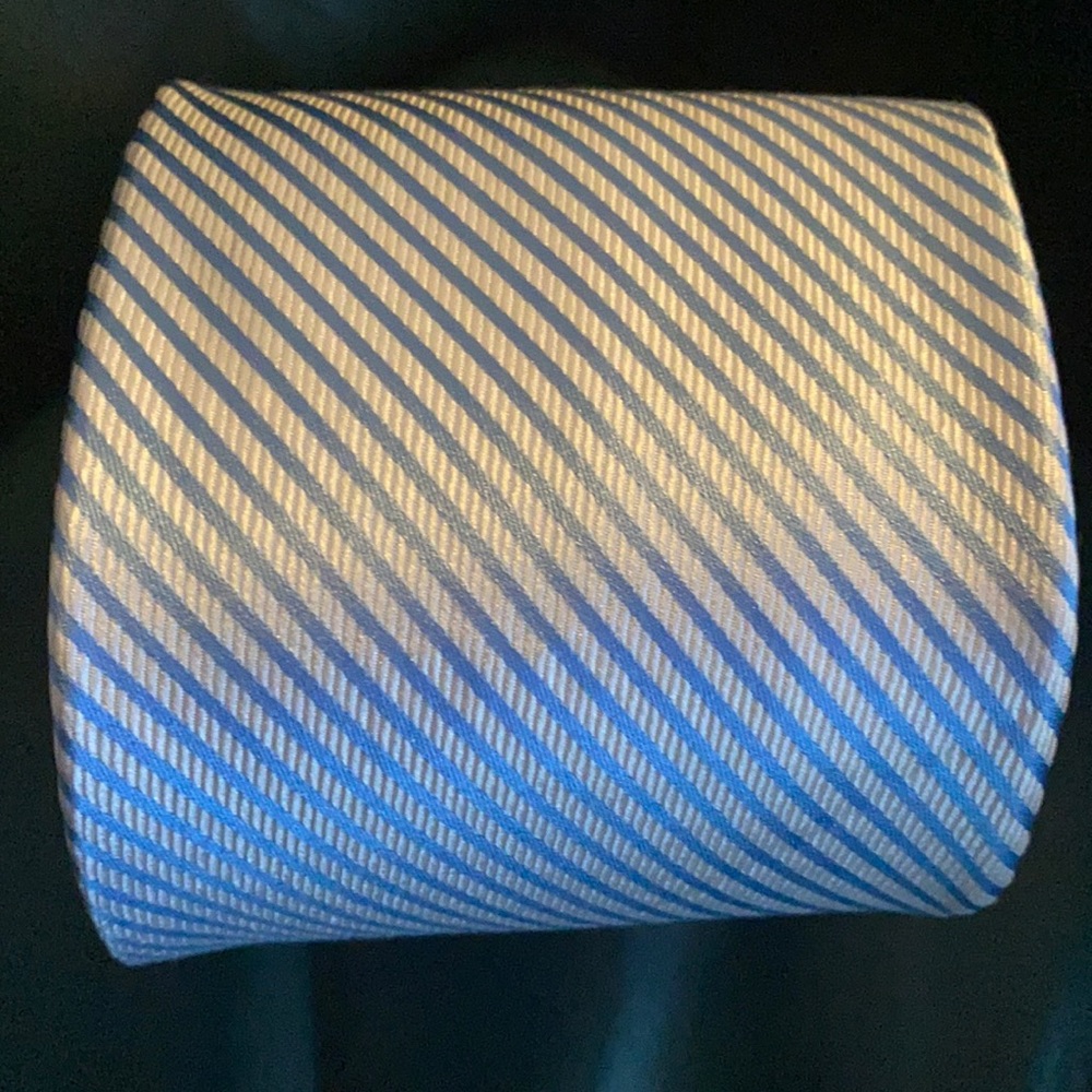 Blue and white tie - Collared Greens American made